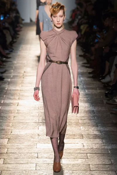 Look 53